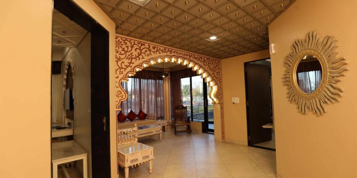 Ānand Neonz Resort & Club מראה חיצוני תמונה