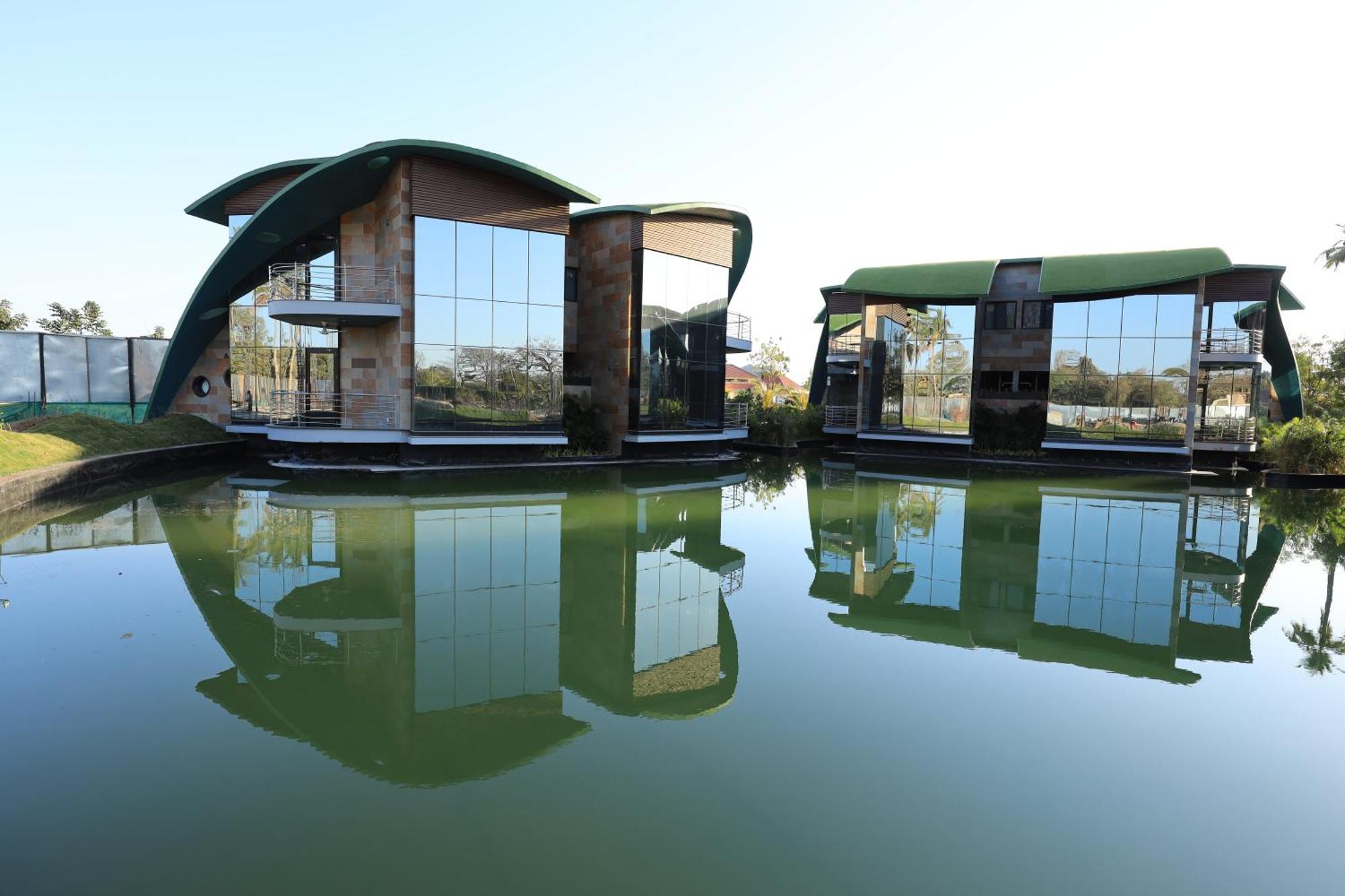 Ānand Neonz Resort & Club מראה חיצוני תמונה