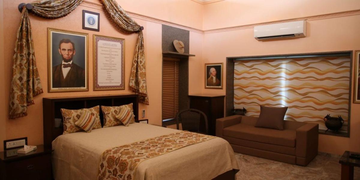 Ānand Neonz Resort & Club מראה חיצוני תמונה